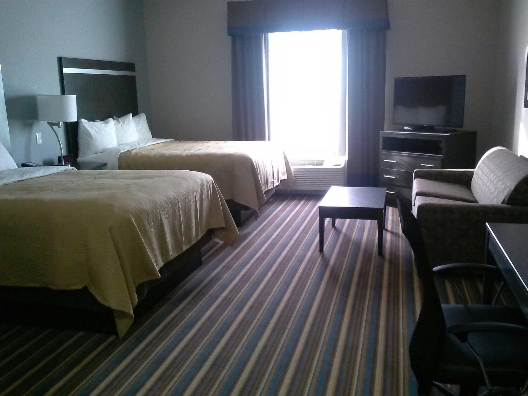 Mainstay Suites Одесса Экстерьер фото