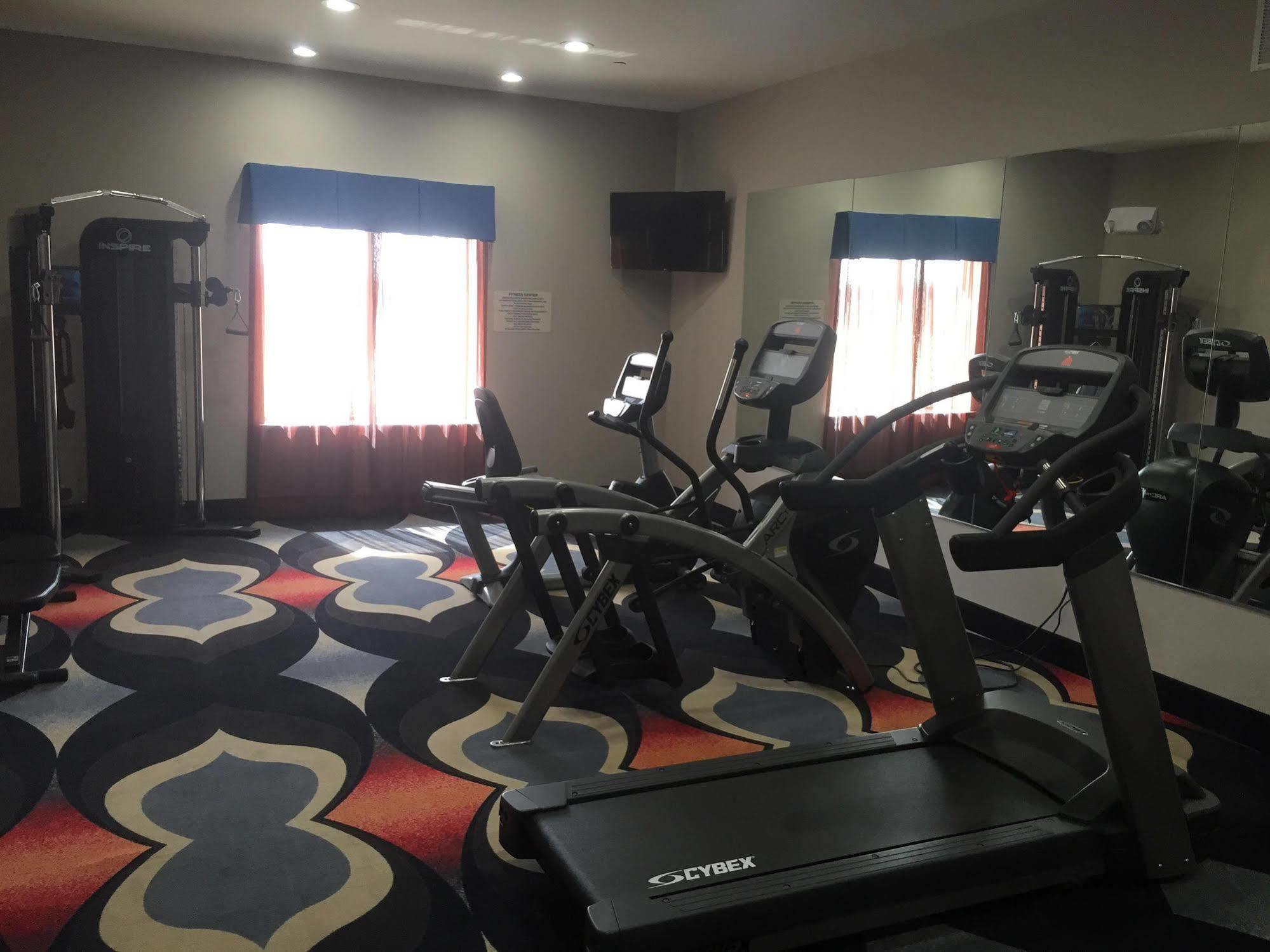 Mainstay Suites Одесса Экстерьер фото